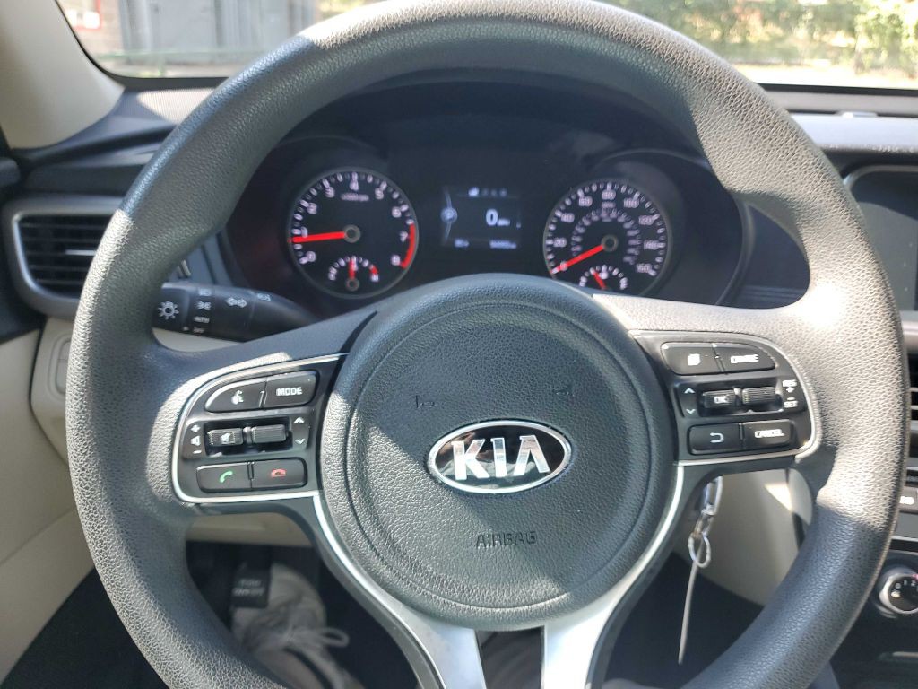 2018 Kia Optima Image 29