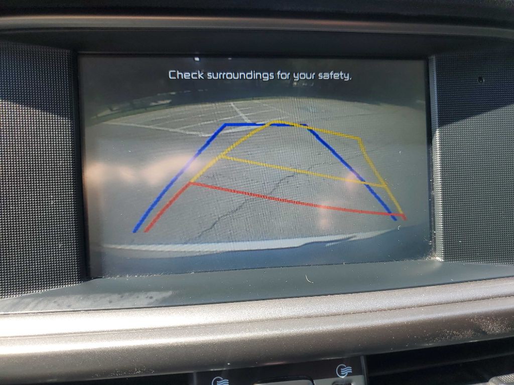 2018 Kia Optima Image 32