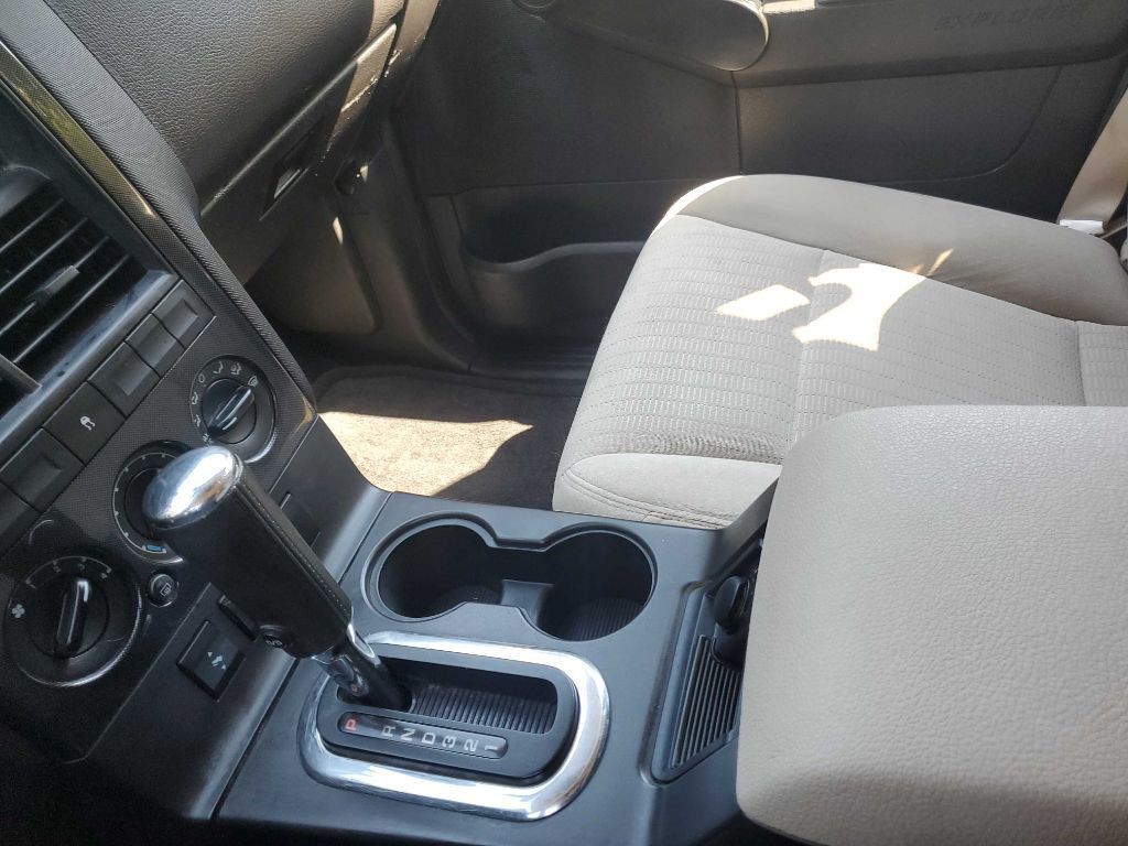 2008 Ford Explorer Image 39