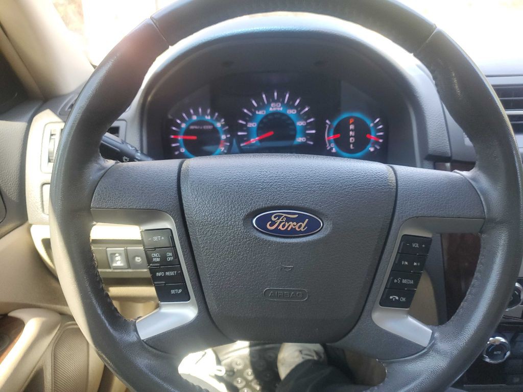 2012 Ford Fusion Image 28