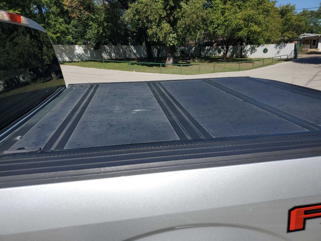 2015 Ford F-150 Image 17