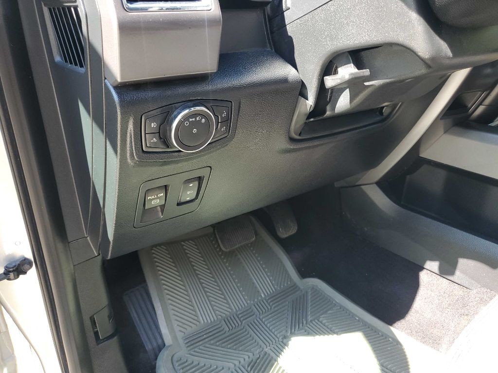 2015 Ford F-150 Image 22