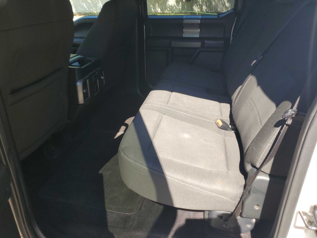 2015 Ford F-150 Image 25