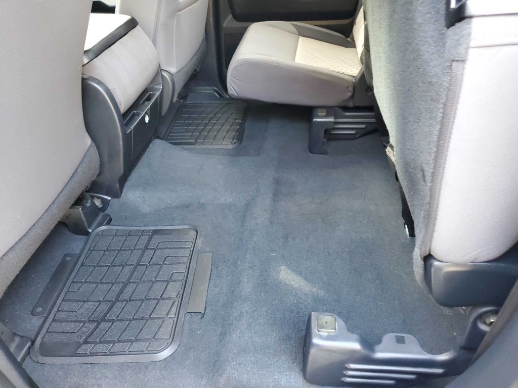 2014 Toyota Tundra Image 28