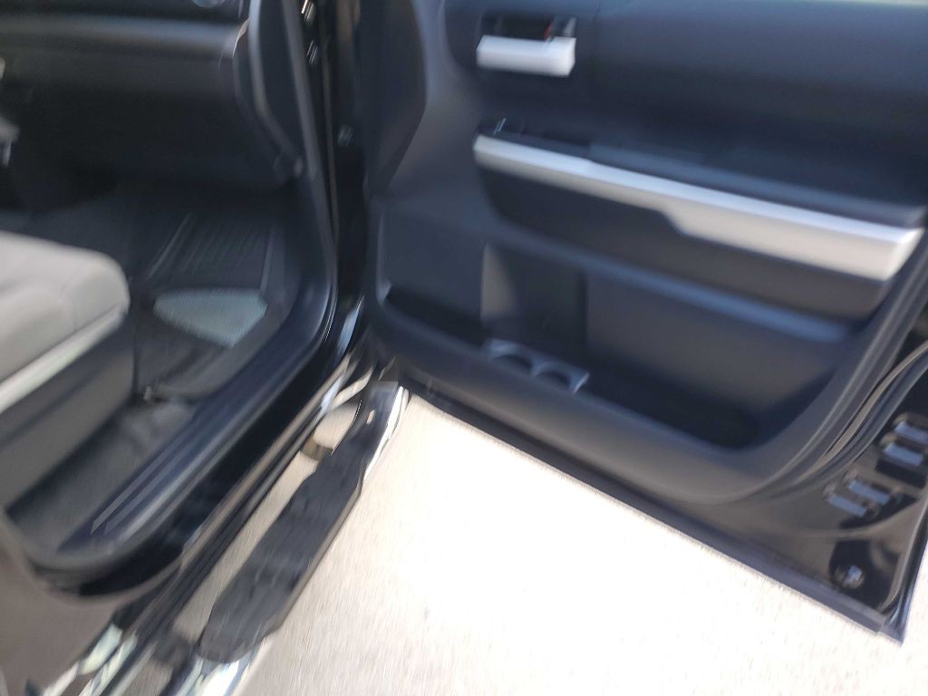 2014 Toyota Tundra Image 33