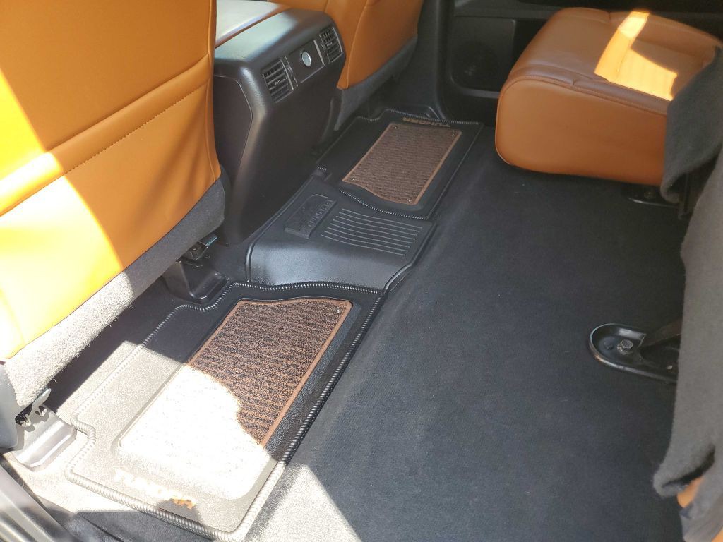 2016 Toyota Tundra Image 25