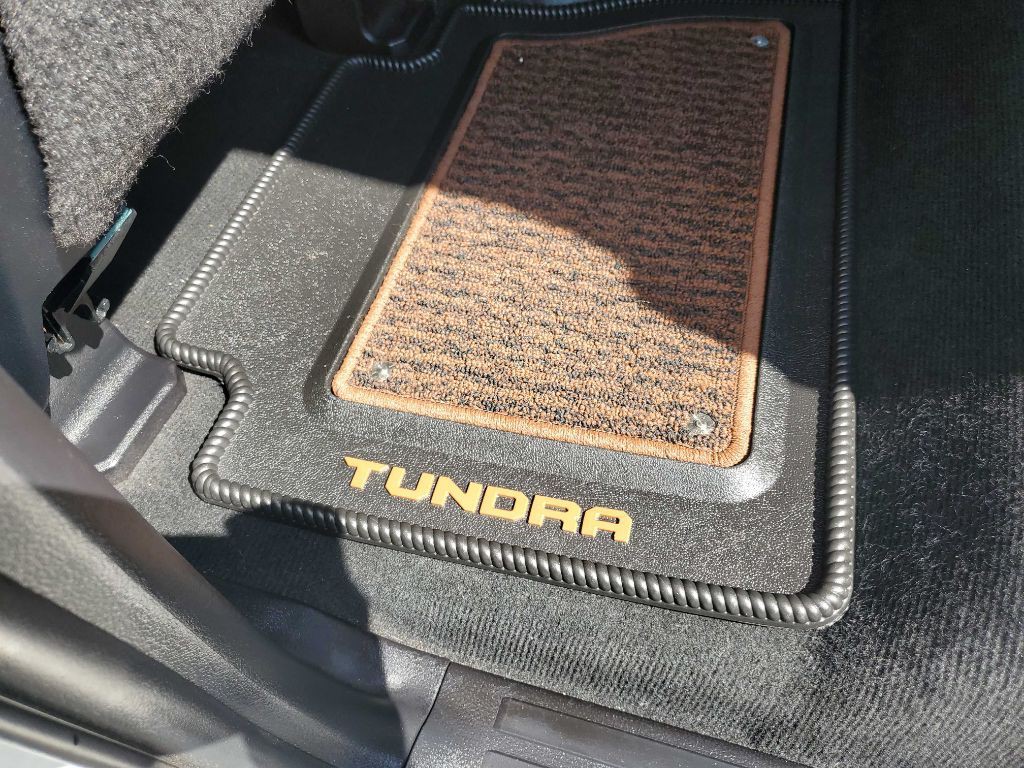2016 Toyota Tundra Image 27