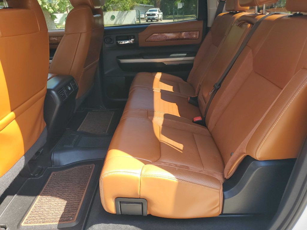2016 Toyota Tundra Image 28