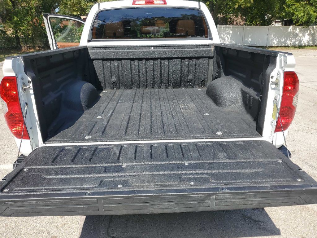2016 Toyota Tundra Image 30