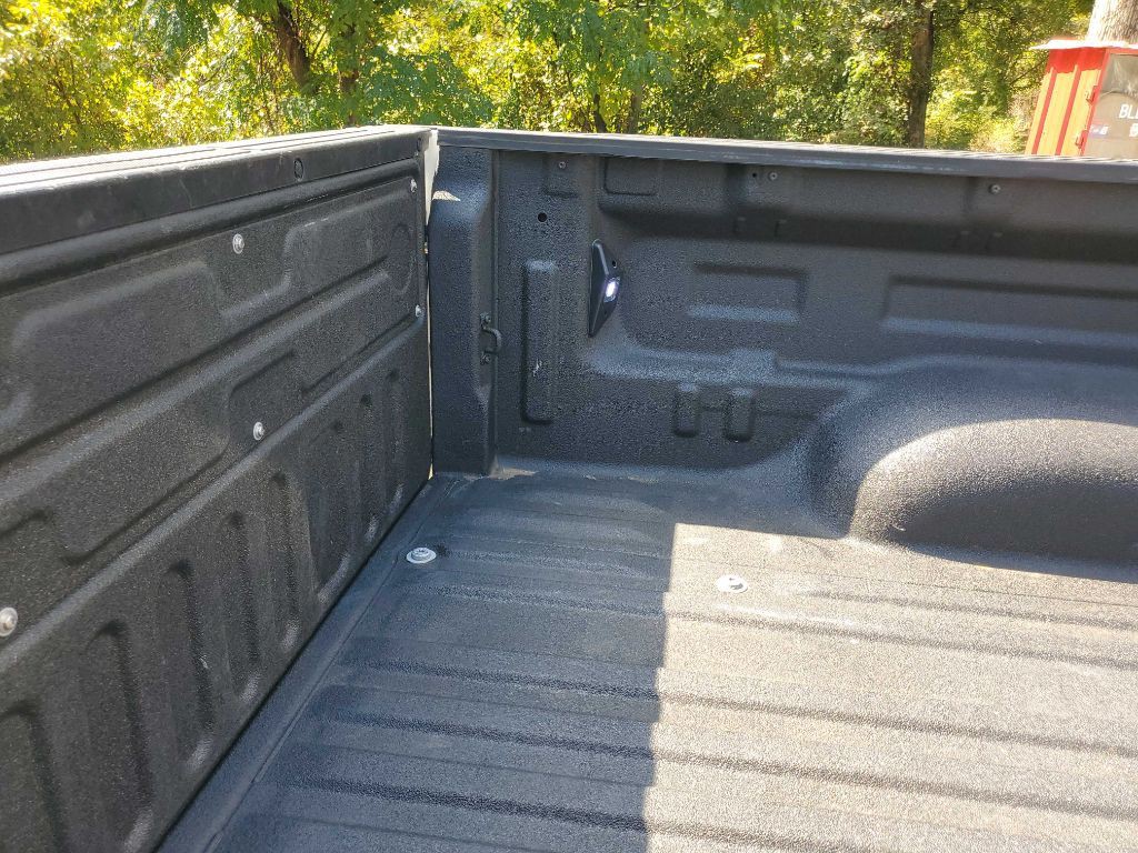 2016 Toyota Tundra Image 31