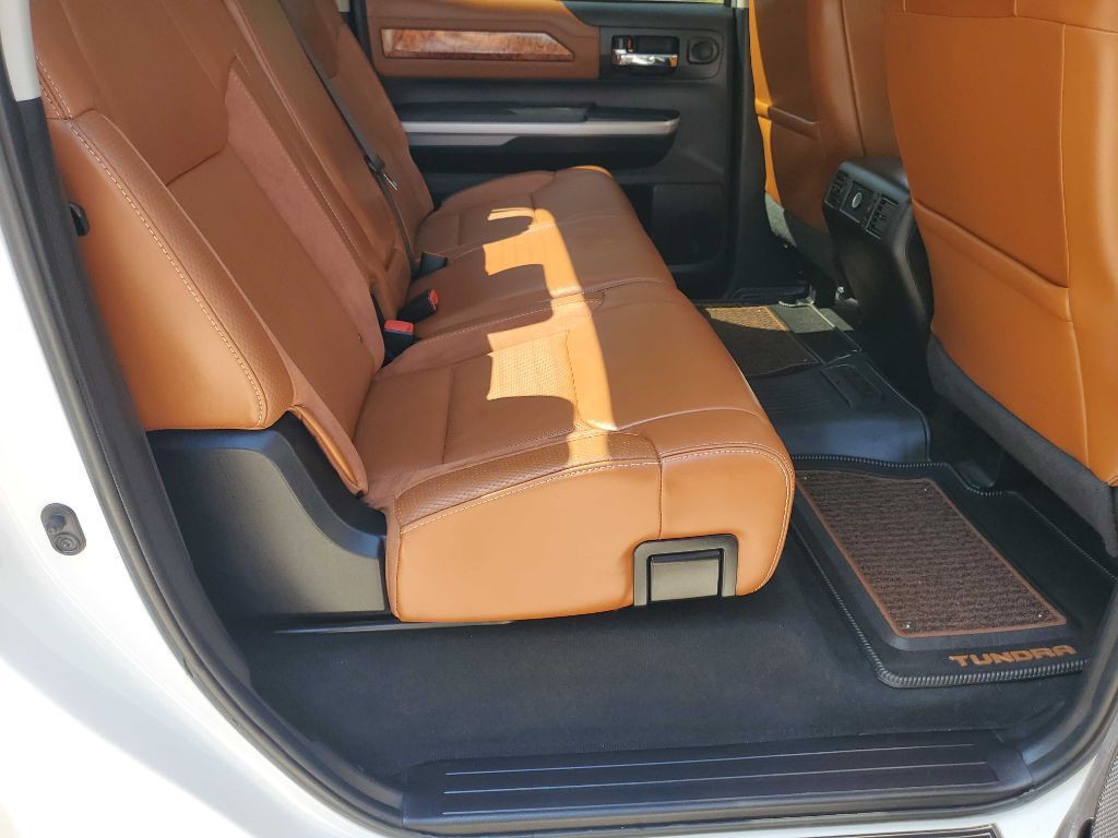2016 Toyota Tundra Image 33