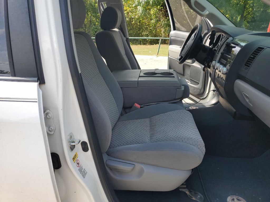 2012 Toyota Tundra Image 35