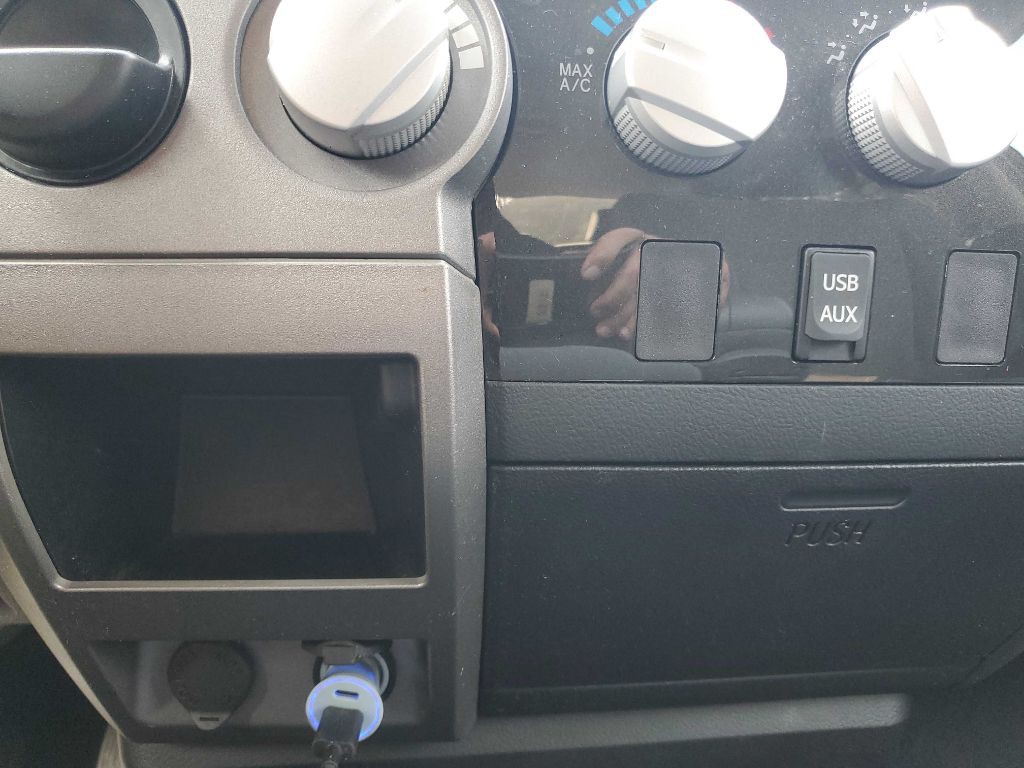 2012 Toyota Tundra Image 40