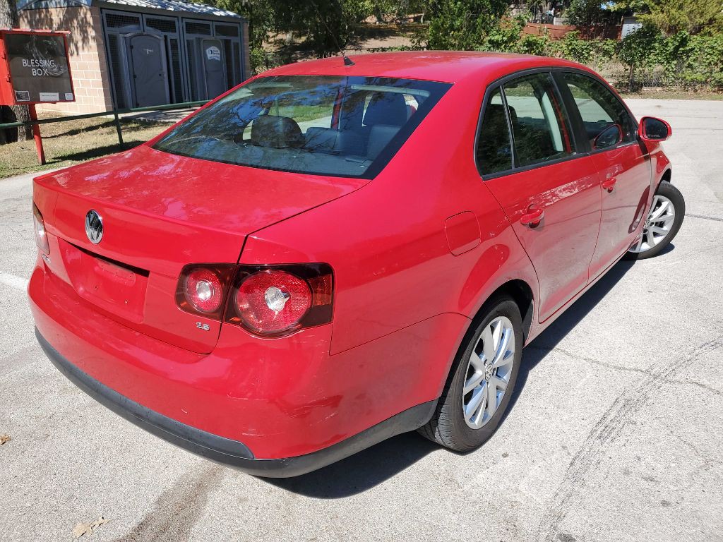2010 Volkswagen Jetta Image 6