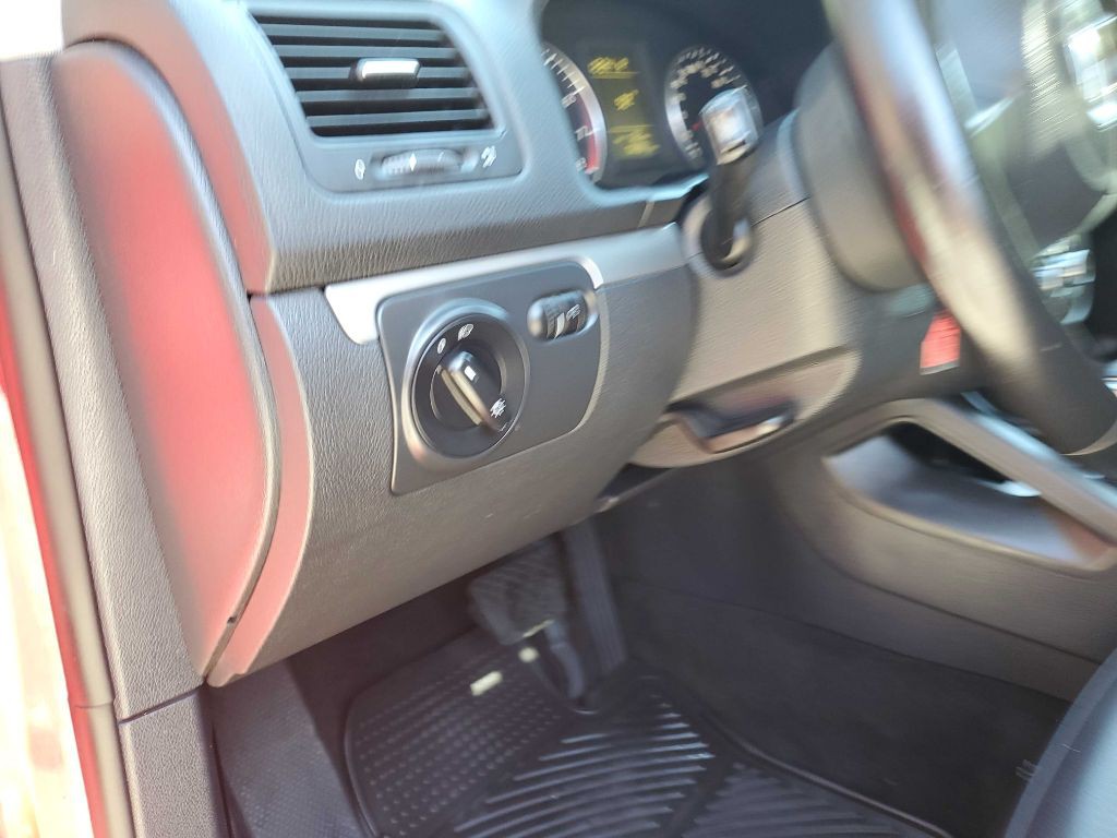 2010 Volkswagen Jetta Image 19