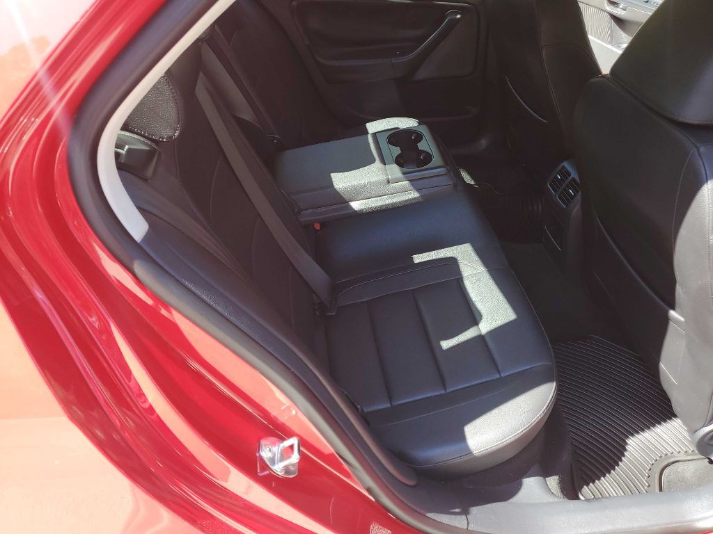 2010 Volkswagen Jetta Image 26