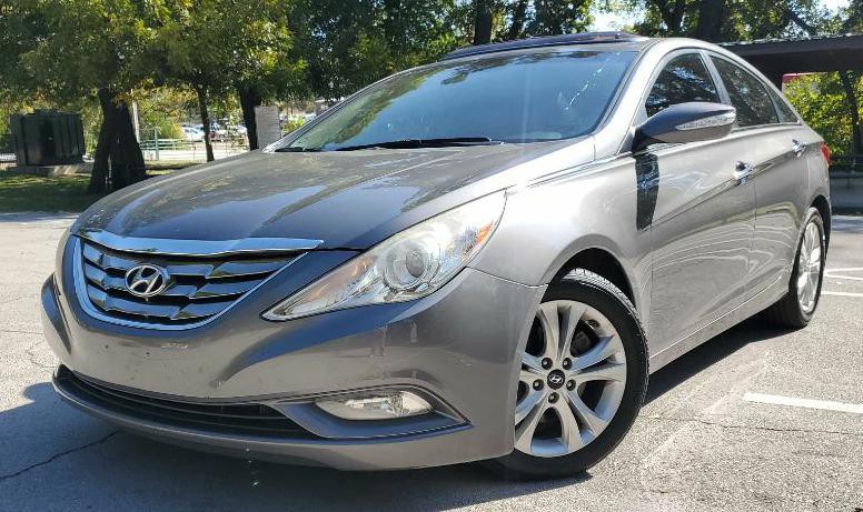 2011 Hyundai Sonata Image 1