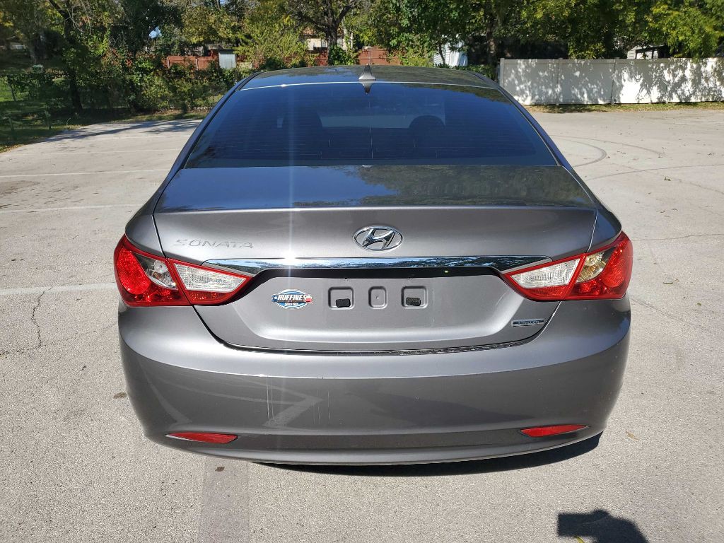 2011 Hyundai Sonata Image 5