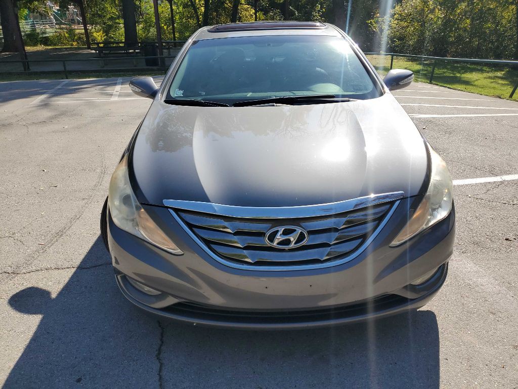 2011 Hyundai Sonata Image 9