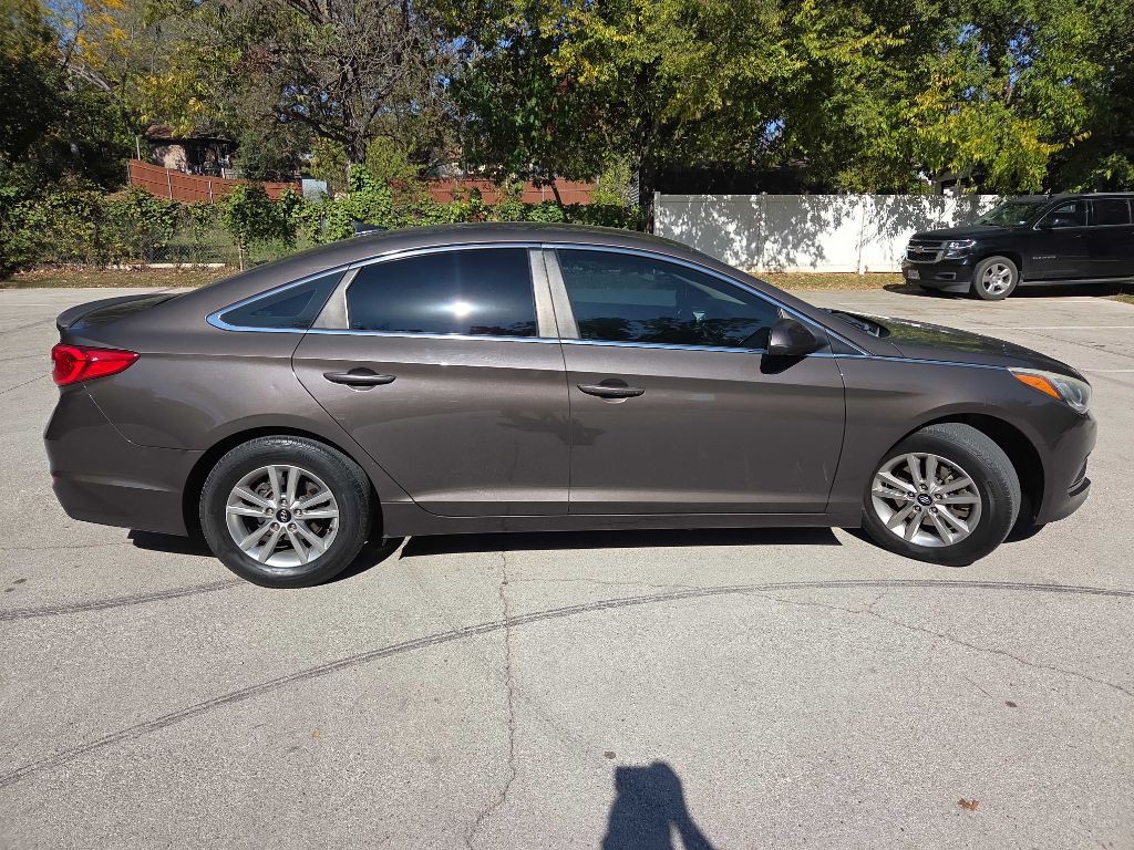 2011 Hyundai Sonata Image 38
