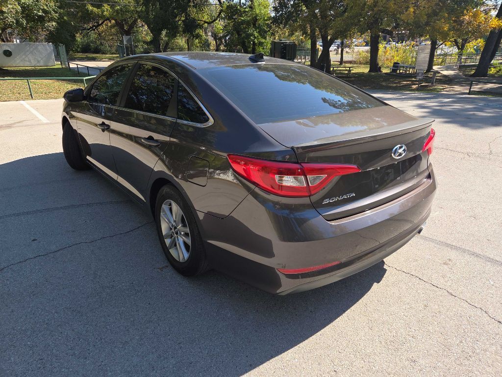 2016 Hyundai Sonata Image 4