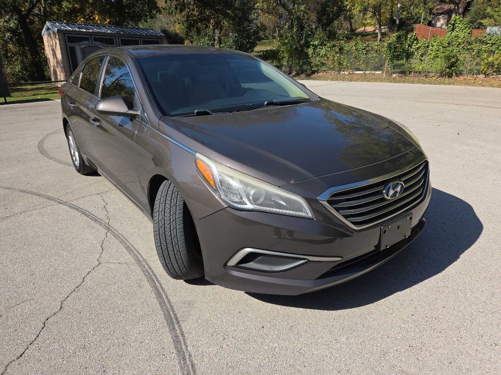 2016 Hyundai Sonata Image 8