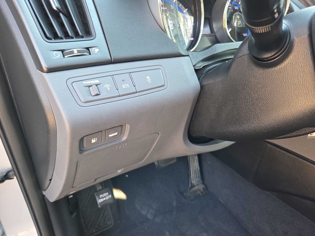 2016 Hyundai Sonata Image 57