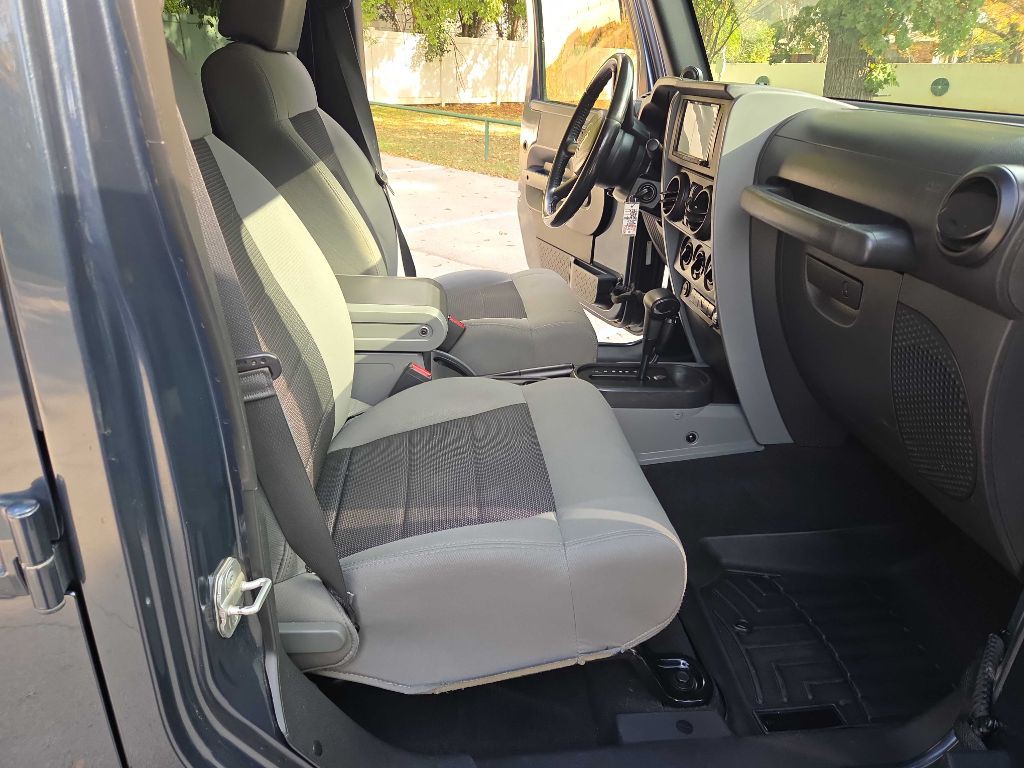 2008 Jeep Wrangler Unlimited Image 25