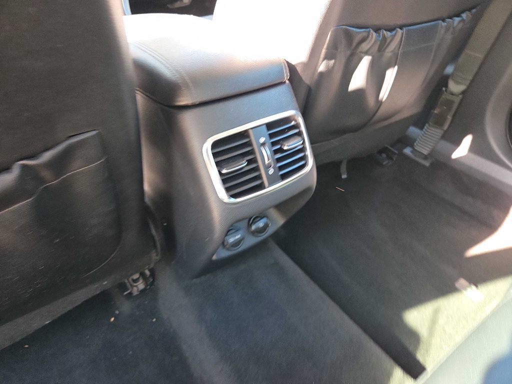 2019 Kia Optima Image 24