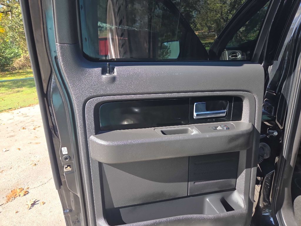 2014 Ford F-150 Image 28