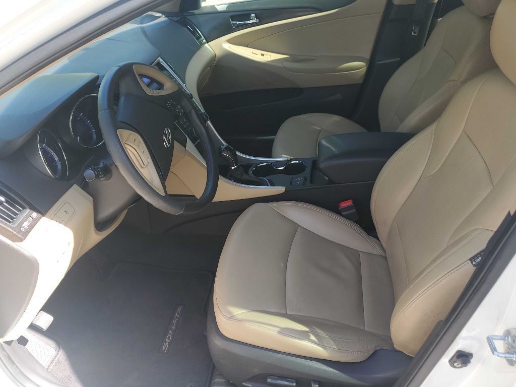 2012 Hyundai Sonata Image 15