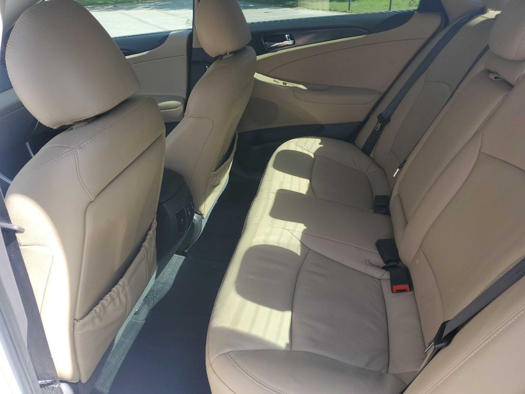 2012 Hyundai Sonata Image 17