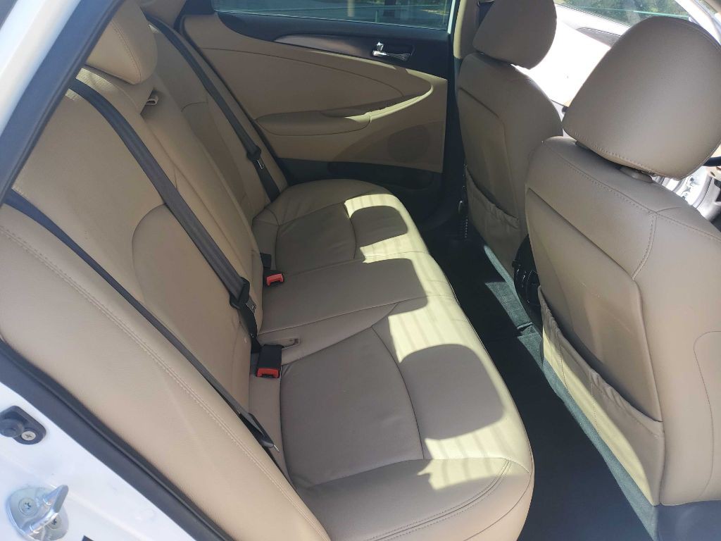 2012 Hyundai Sonata Image 20