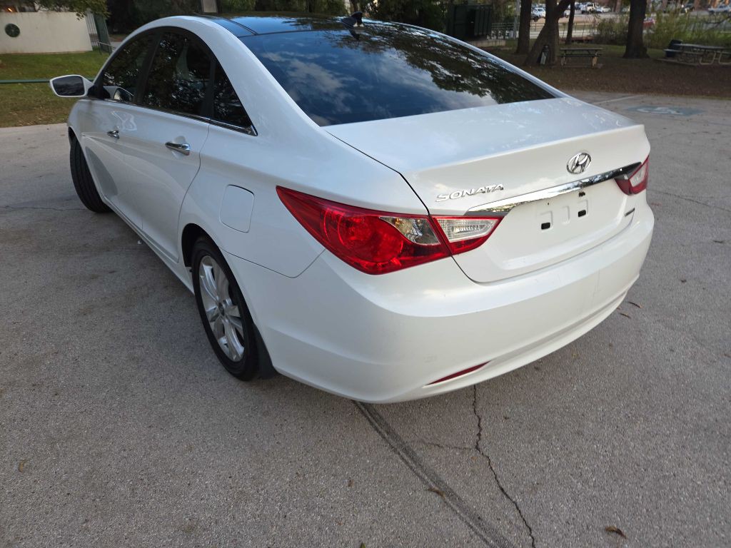 2012 Hyundai Sonata Image 4