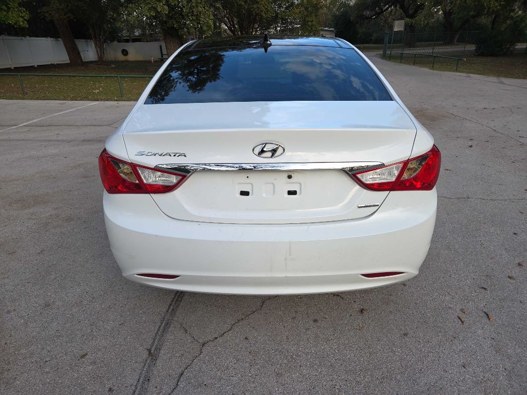 2012 Hyundai Sonata Image 5