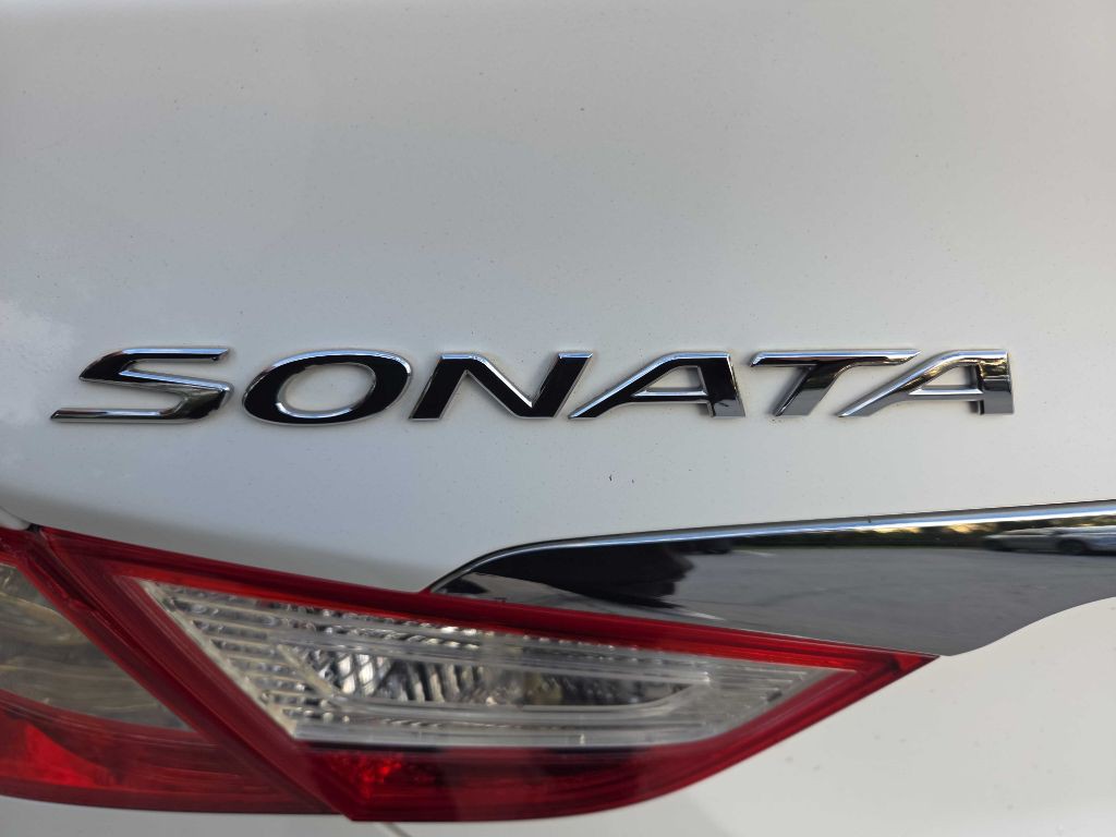 2012 Hyundai Sonata Image 15