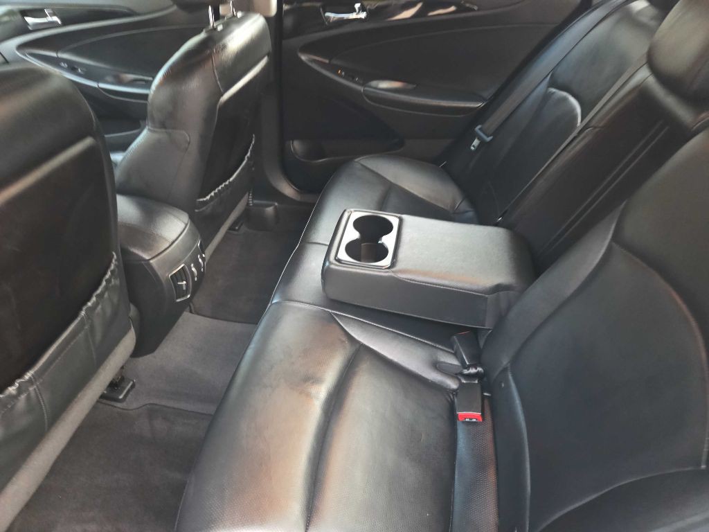 2012 Hyundai Sonata Image 21
