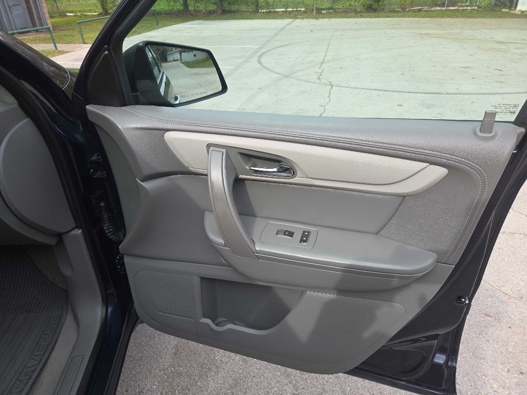 2015 Chevrolet Traverse Image 26