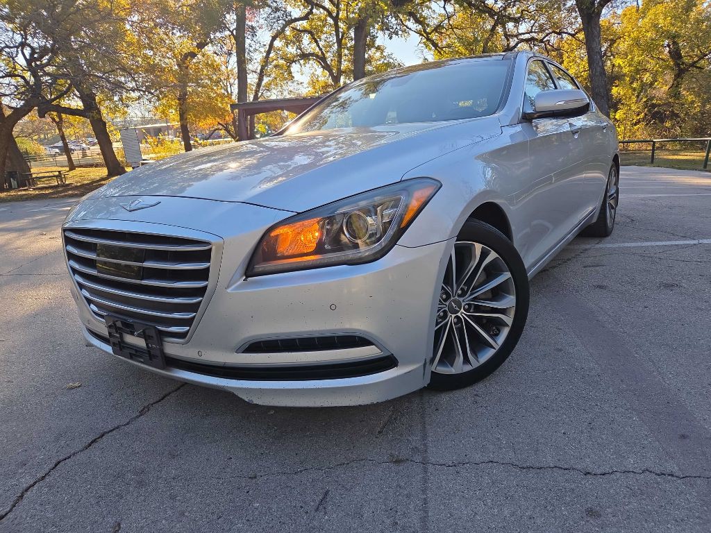 2015 Hyundai Genesis Image 4