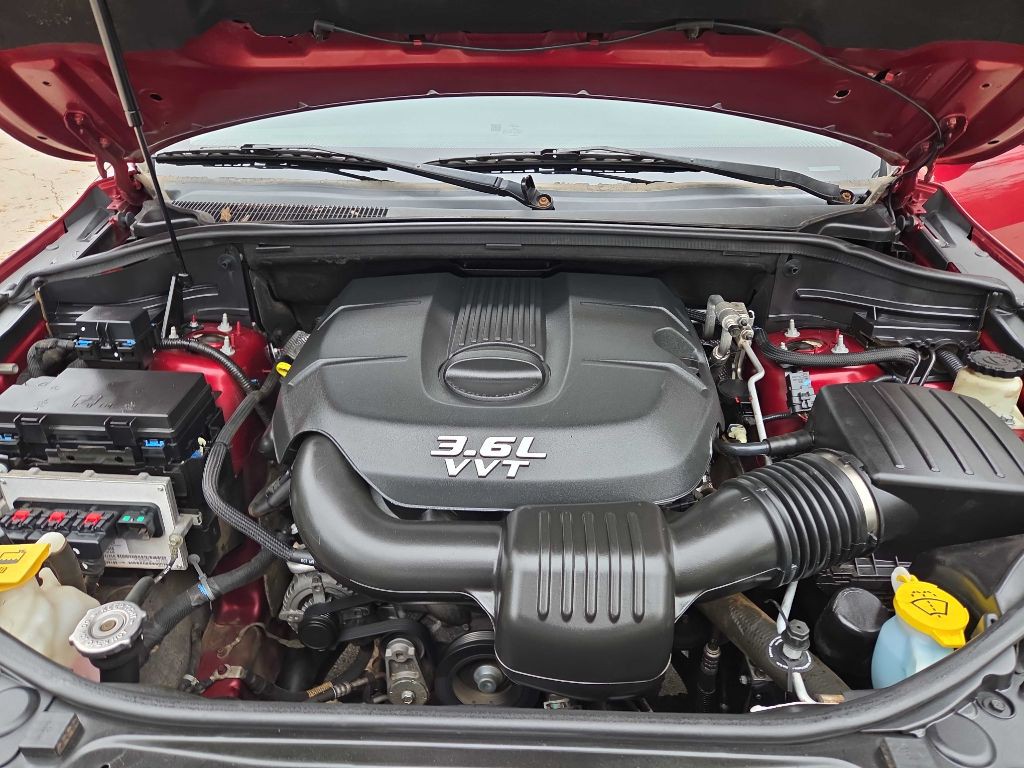 2012 Jeep Grand Cherokee Image 10