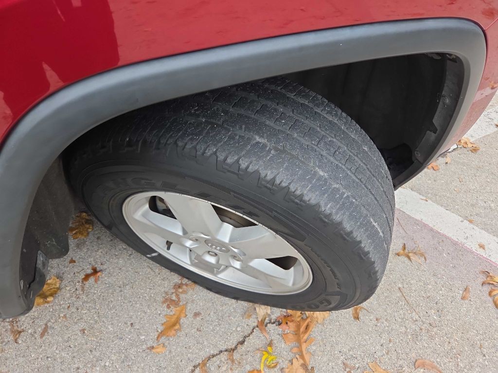 2012 Jeep Grand Cherokee Image 11