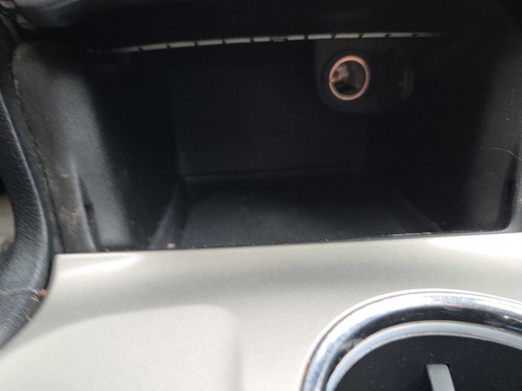 2012 Jeep Grand Cherokee Image 32