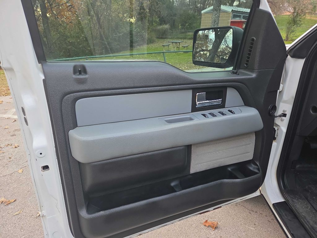 2014 Ford F-150 Image 18