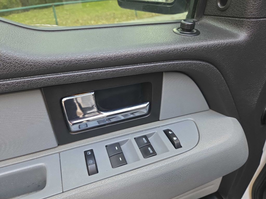 2014 Ford F-150 Image 19