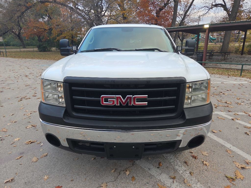 2007 GMC Sierra Image 9