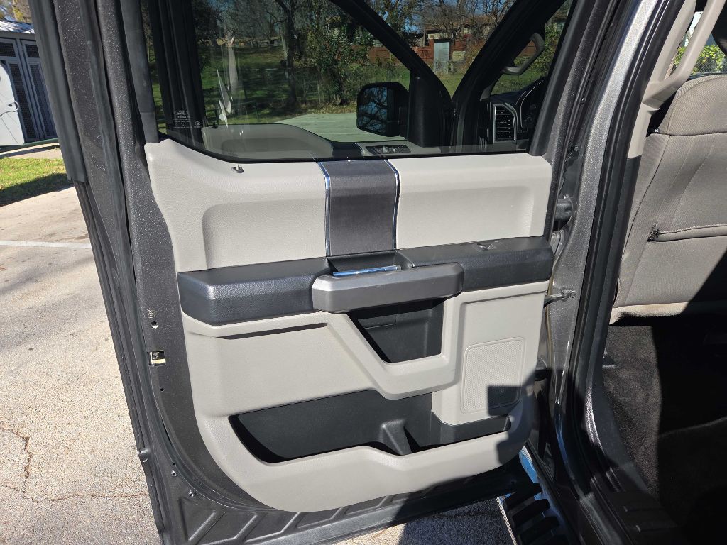 2017 Ford F-150 Image 21