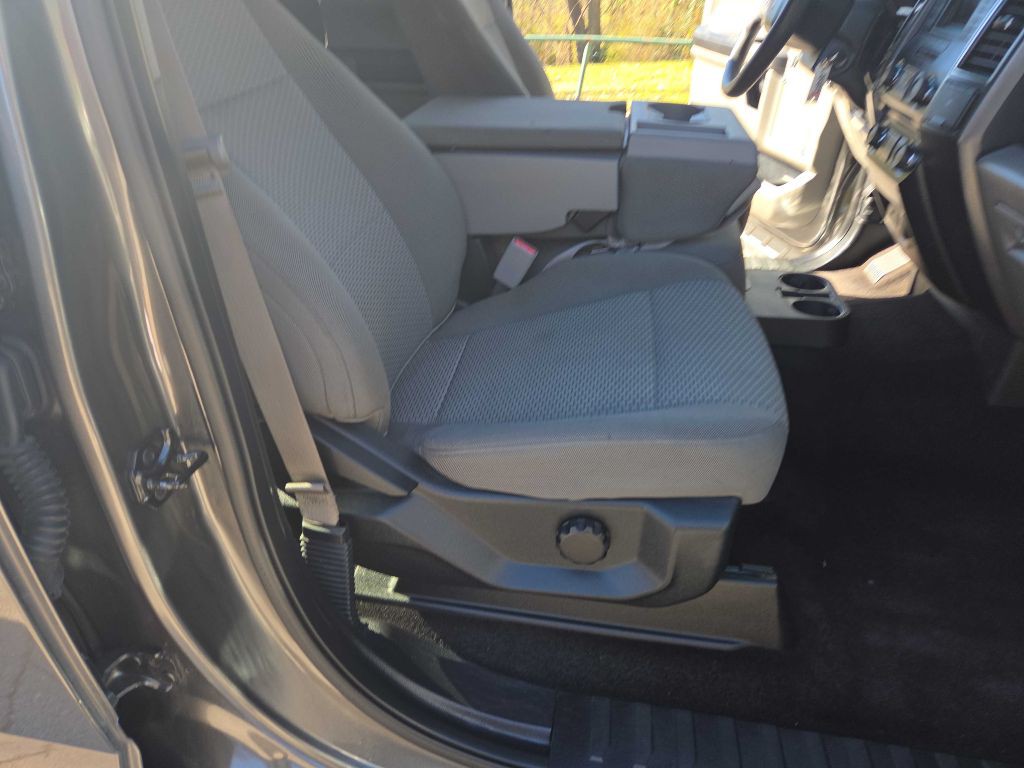 2017 Ford F-150 Image 30