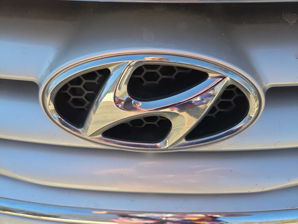 2011 Hyundai Sonata Image 11