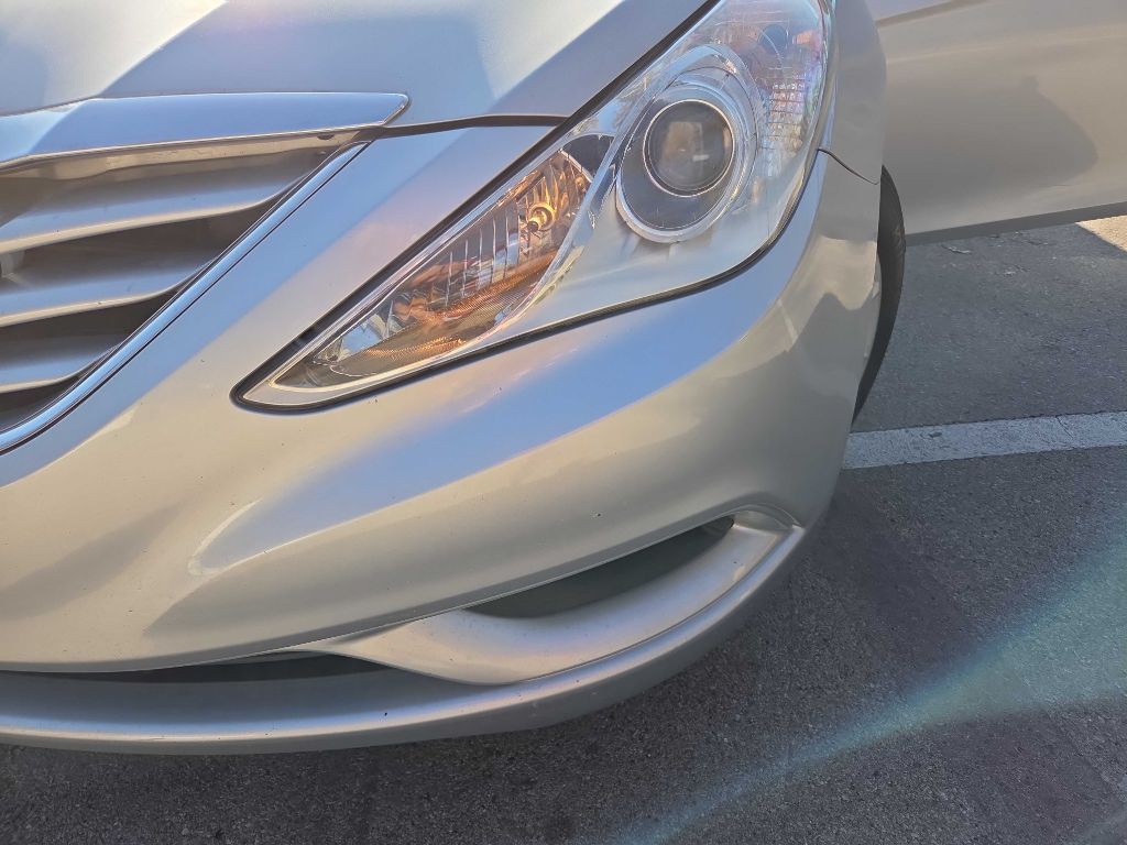 2011 Hyundai Sonata Image 12