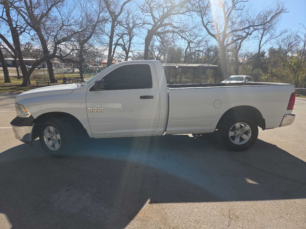 2018 RAM 1500 Image 3